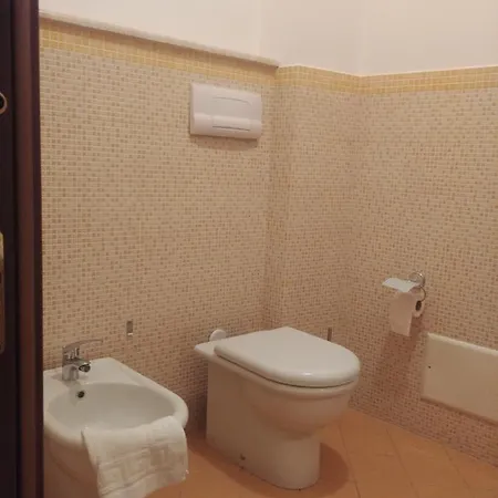 Paradise House Bed & Breakfast Calatabiano