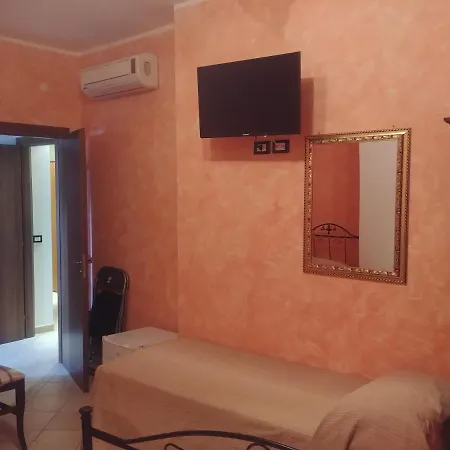 Bed & Breakfast Paradise House *