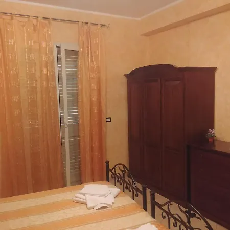 Nocleg ze śniadaniem Paradise House 3*