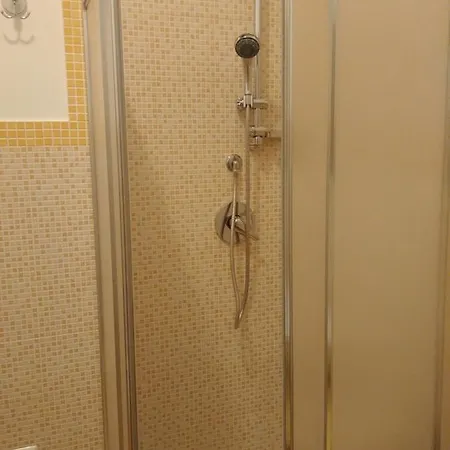 Paradise House Nocleg ze śniadaniem